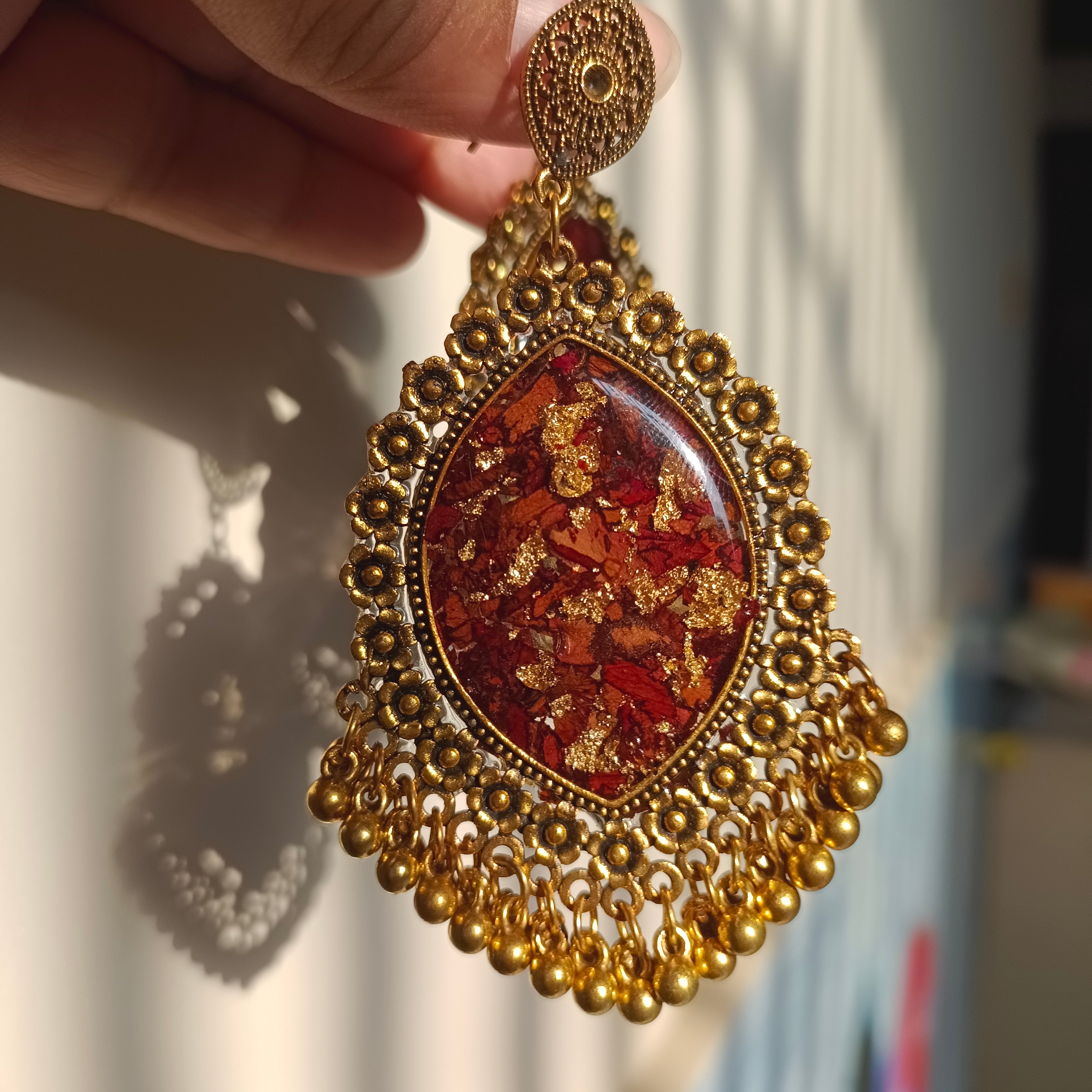 Oval shape rose preserved resin earing